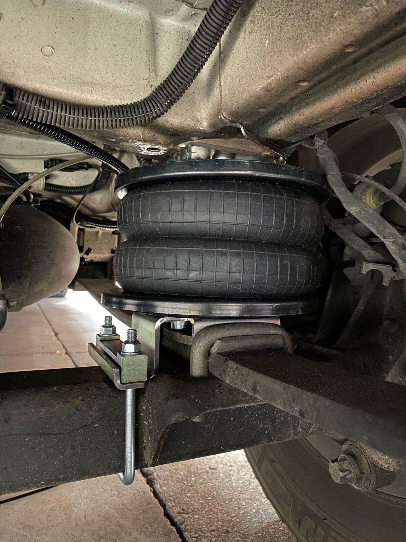 VB Semi Air Suspension, Spring Assistance BASIC KIT for Fiat Ducato, Citroen Relay and Peugeot Boxer